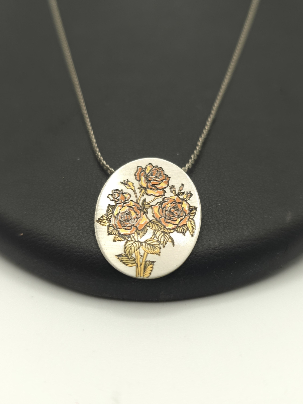 VTG Reed & Barton Floral Damascene Pendant & Necklace Silver Tone 18"